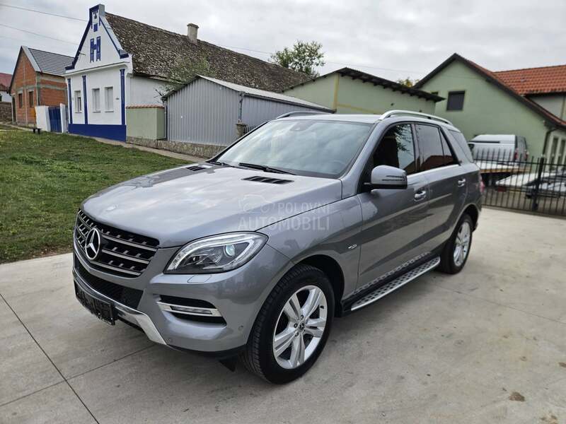 Mercedes Benz ML 350 CDI 4X4 BLUETEC