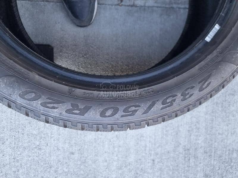 Pirelli 235/50 R20 Zimska