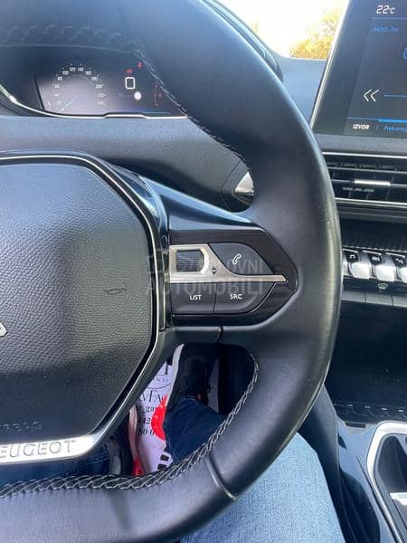 Peugeot 3008 1.5 HDi 131hp Nov