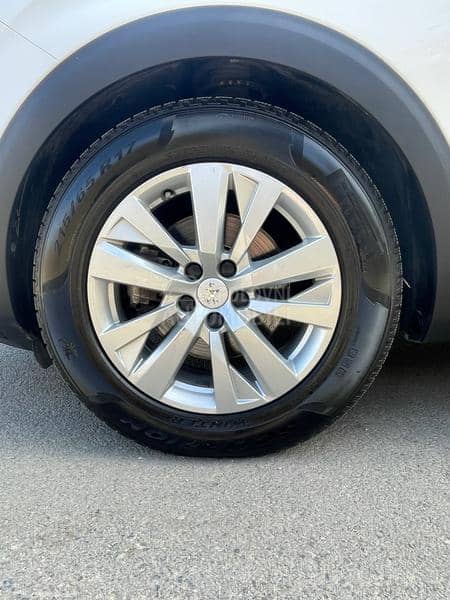 Peugeot 3008 1.5 HDi 131hp Nov