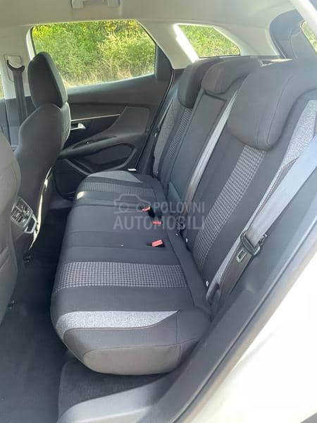 Peugeot 3008 1.5 HDi 131hp Nov