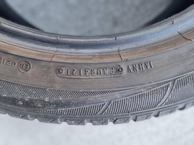 Falken 235/50 R19 Zimska