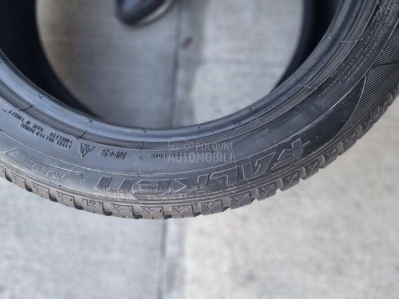 Falken 235/50 R19 Zimska