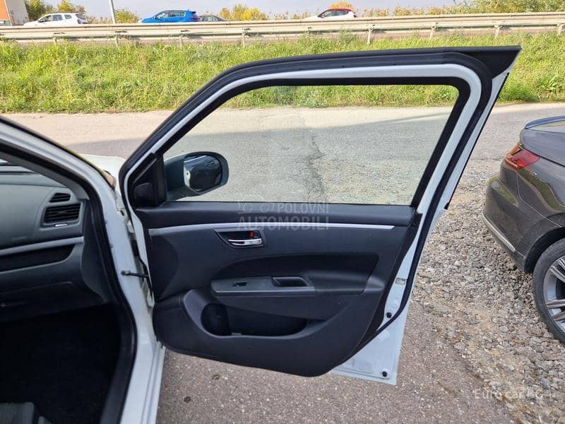 Suzuki Swift A K C I J A