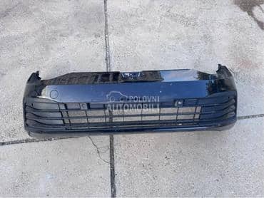 branik za Volkswagen Golf 8