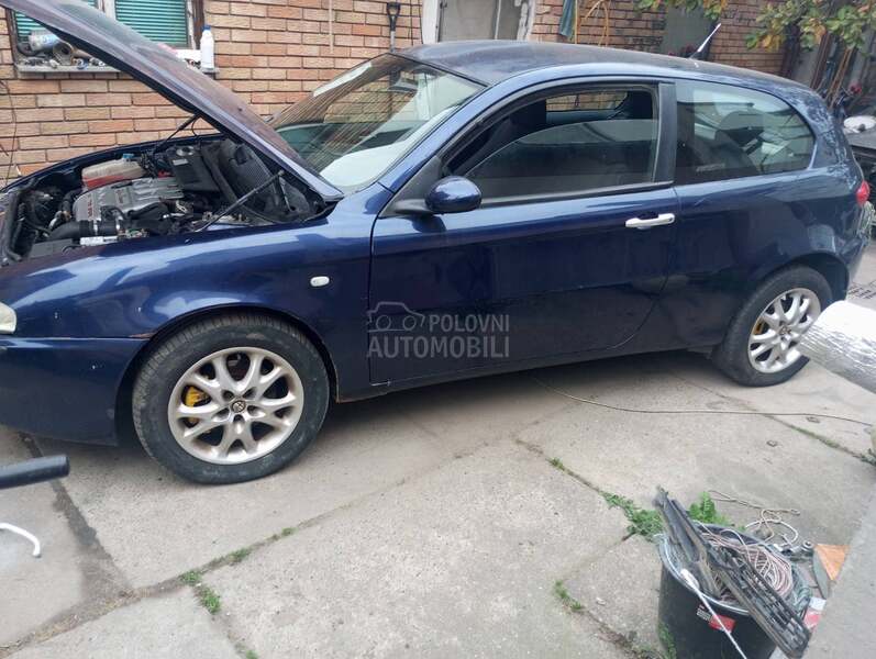 Alfa Romeo 147 