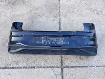 branik za Volkswagen Golf 8