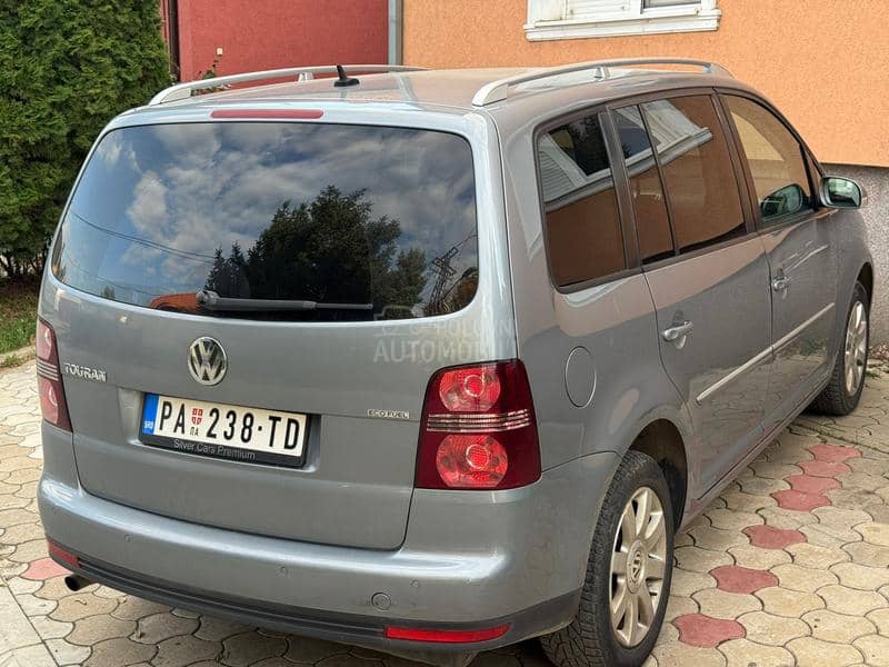 Volkswagen Touran 