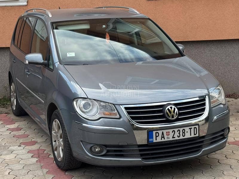 Volkswagen Touran 