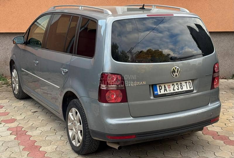 Volkswagen Touran 