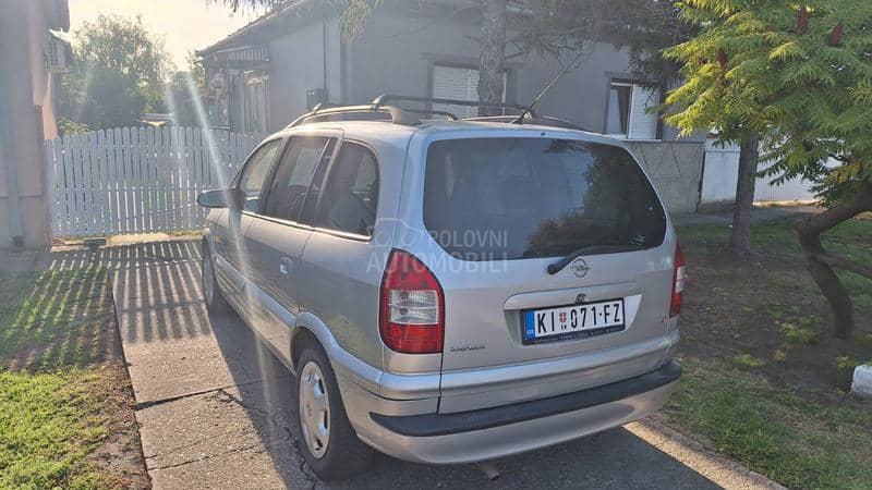 Opel Zafira 1.6