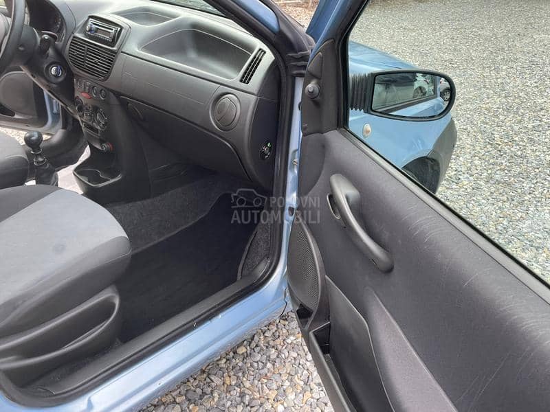 Fiat Punto 1.2 8v