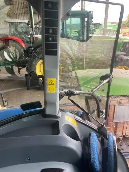 New Holland T5.105