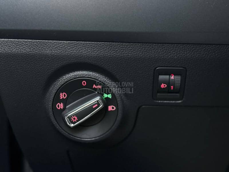 Seat Arona 1.6 TDI / STYLE Seat Arona 1.6 TDI / STYLE