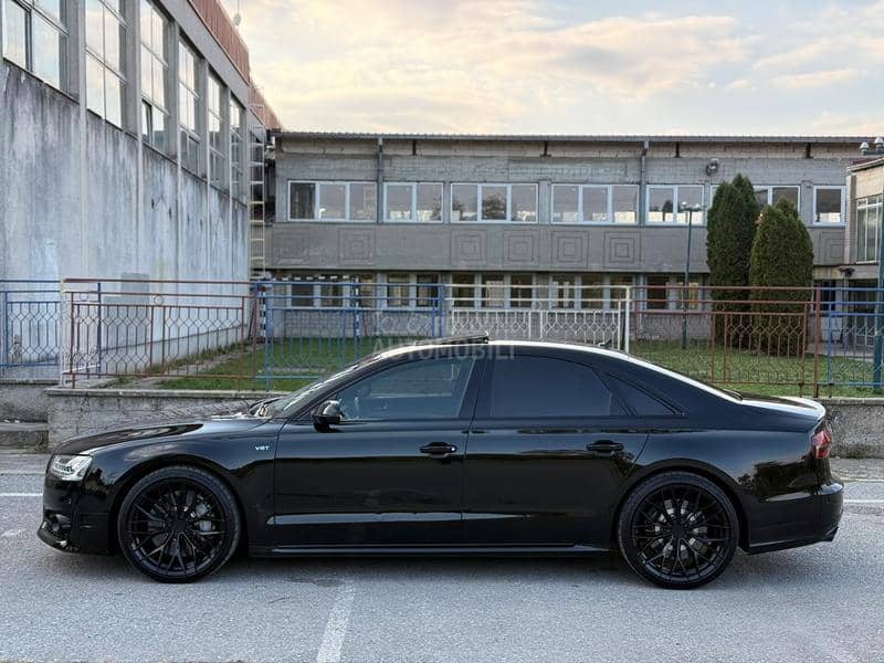 Audi S8 Plus Carbon Ceramic Audi S8 Plus Carbon Ceramic