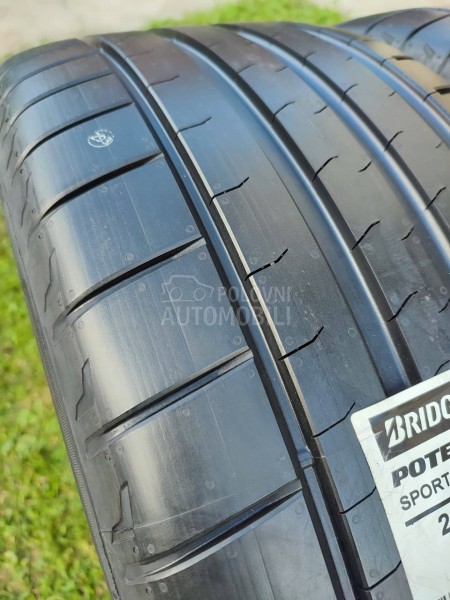Bridgestone 255/45 R18 Letnja