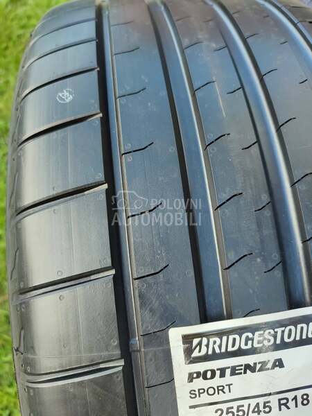 Bridgestone 255/45 R18 Letnja