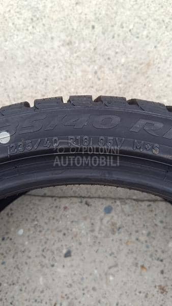 Pirelli 235/40 R18 Sve sezone
