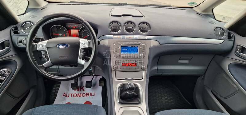 Ford Galaxy 2.0  7 Sedista