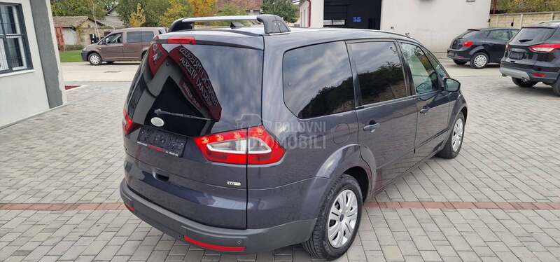 Ford Galaxy 2.0  7 Sedista