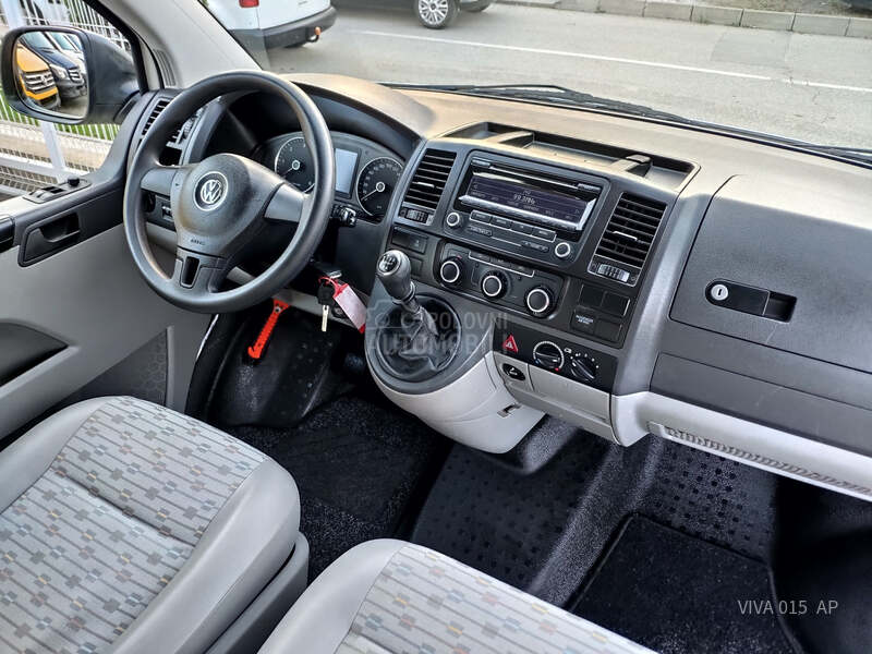 Volkswagen Transporter T6 2.0 TDI LONG PUTNICKI