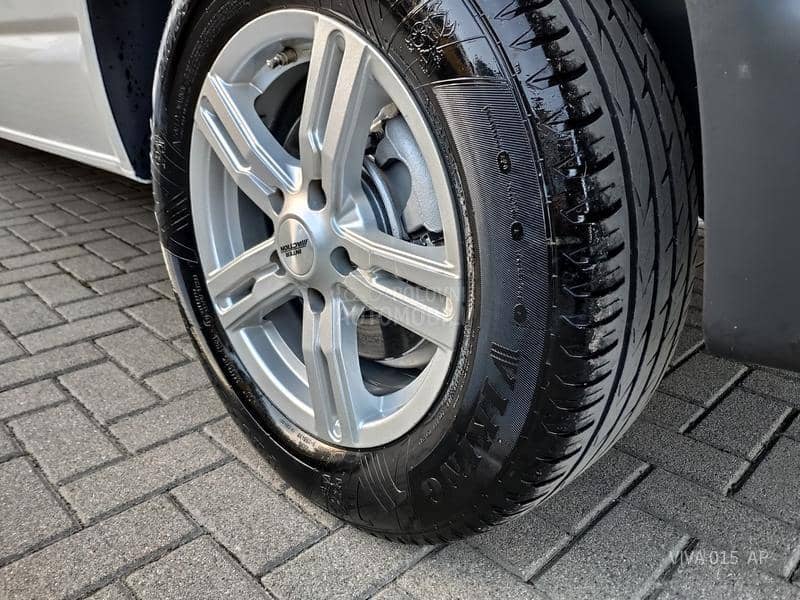 Volkswagen Transporter T6 2.0 TDI LONG PUTNICKI