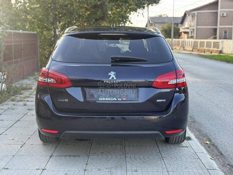 Peugeot 308 1.6 BLUE HDI
