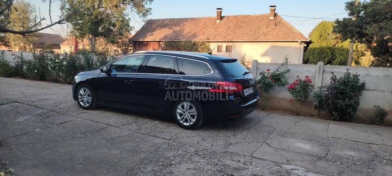 Peugeot 308 1.6 BLUE HDI