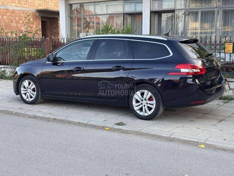 Peugeot 308 1.6 BLUE HDI