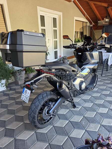 Honda XADV