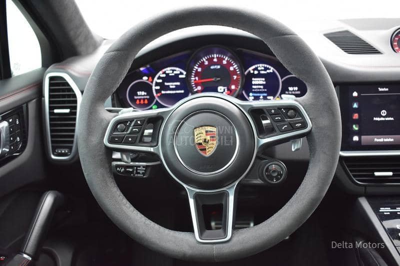 Porsche Cayenne GTS