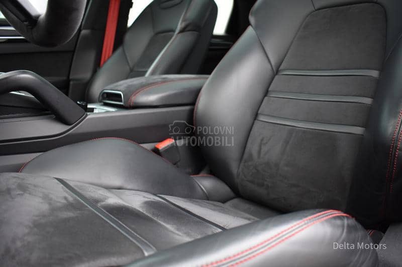 Porsche Cayenne GTS