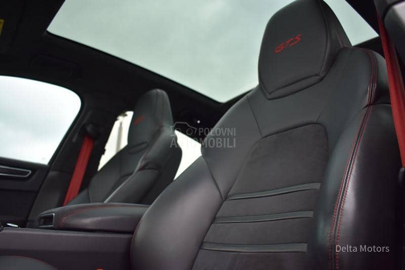 Porsche Cayenne GTS