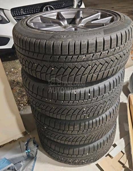 Tesla Model 3 LONG RANGE