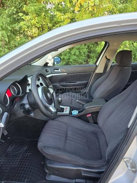Alfa Romeo 159 JTDm Alfa Romeo 159 JTDm