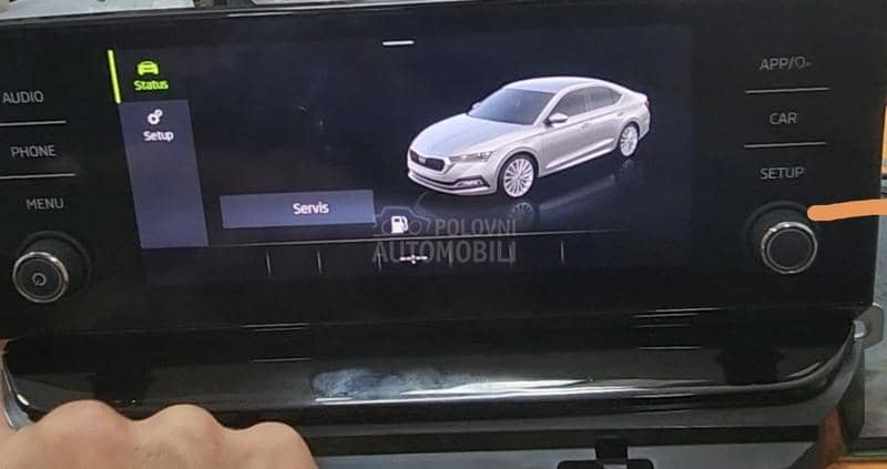 Multimedia Radio Octavia IV