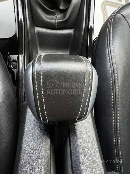 Peugeot 2008 1.6 HDI ALLURE NAV
