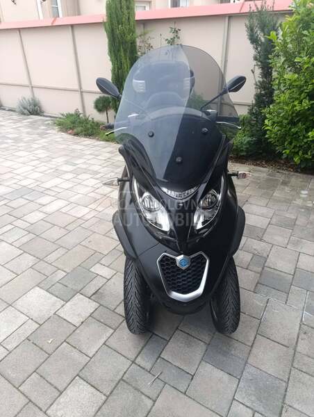 Piaggio MP3 300 LT