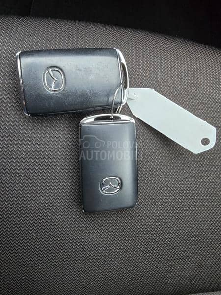 Mazda 3 2.0e-SkyActive x