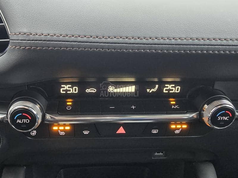 Mazda 3 2.0e-SkyActive x