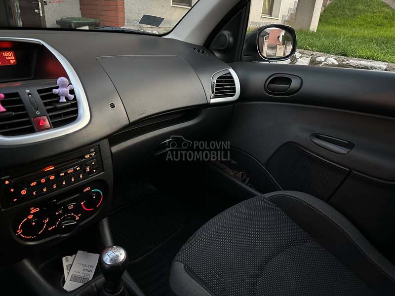 Peugeot 206 plus 1,1