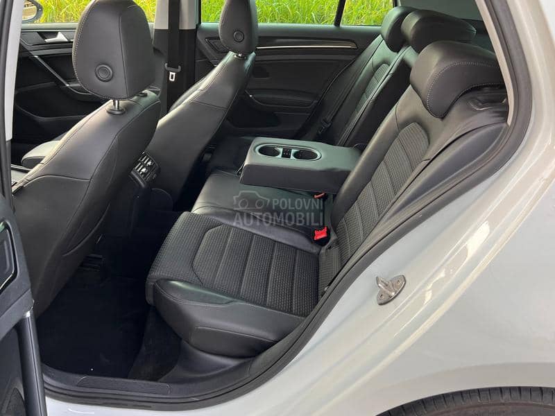 Volkswagen Golf 7 1,4 TSI - DSG - PANO