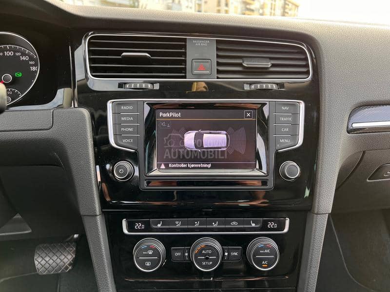 Volkswagen Golf 7 1,4 TSI - DSG - PANO