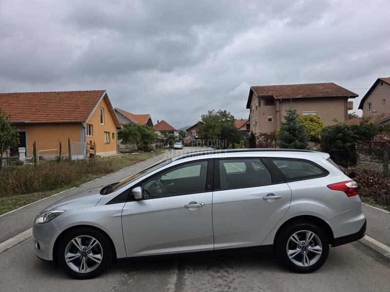 Ford Focus 1.6 TDCI CHAMPION ED