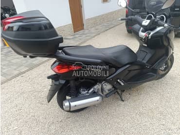 Yamaha x max 250