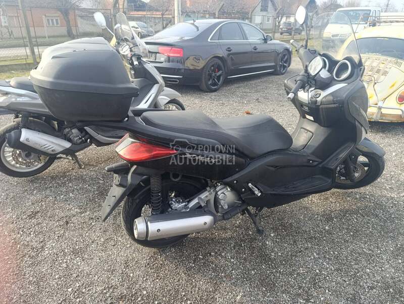 Yamaha x max 250