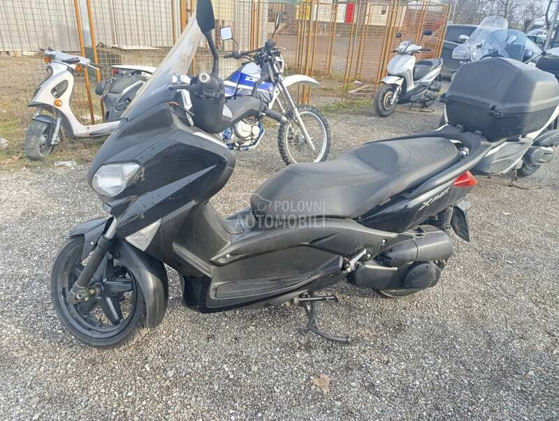 Yamaha x max 250