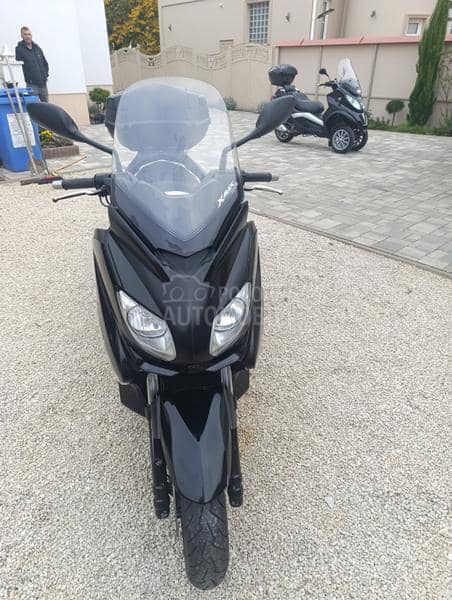 Yamaha x max 250