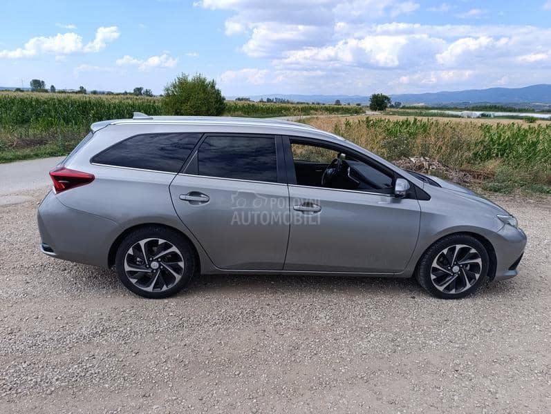 Toyota Auris 1.6 D-4D