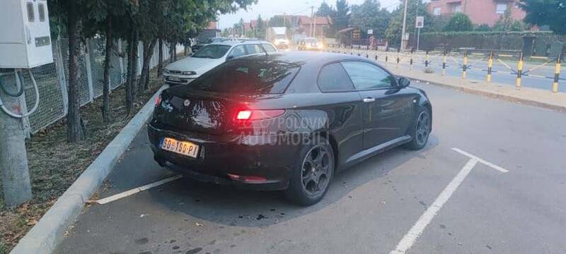 Alfa Romeo GT 1.9 JTD